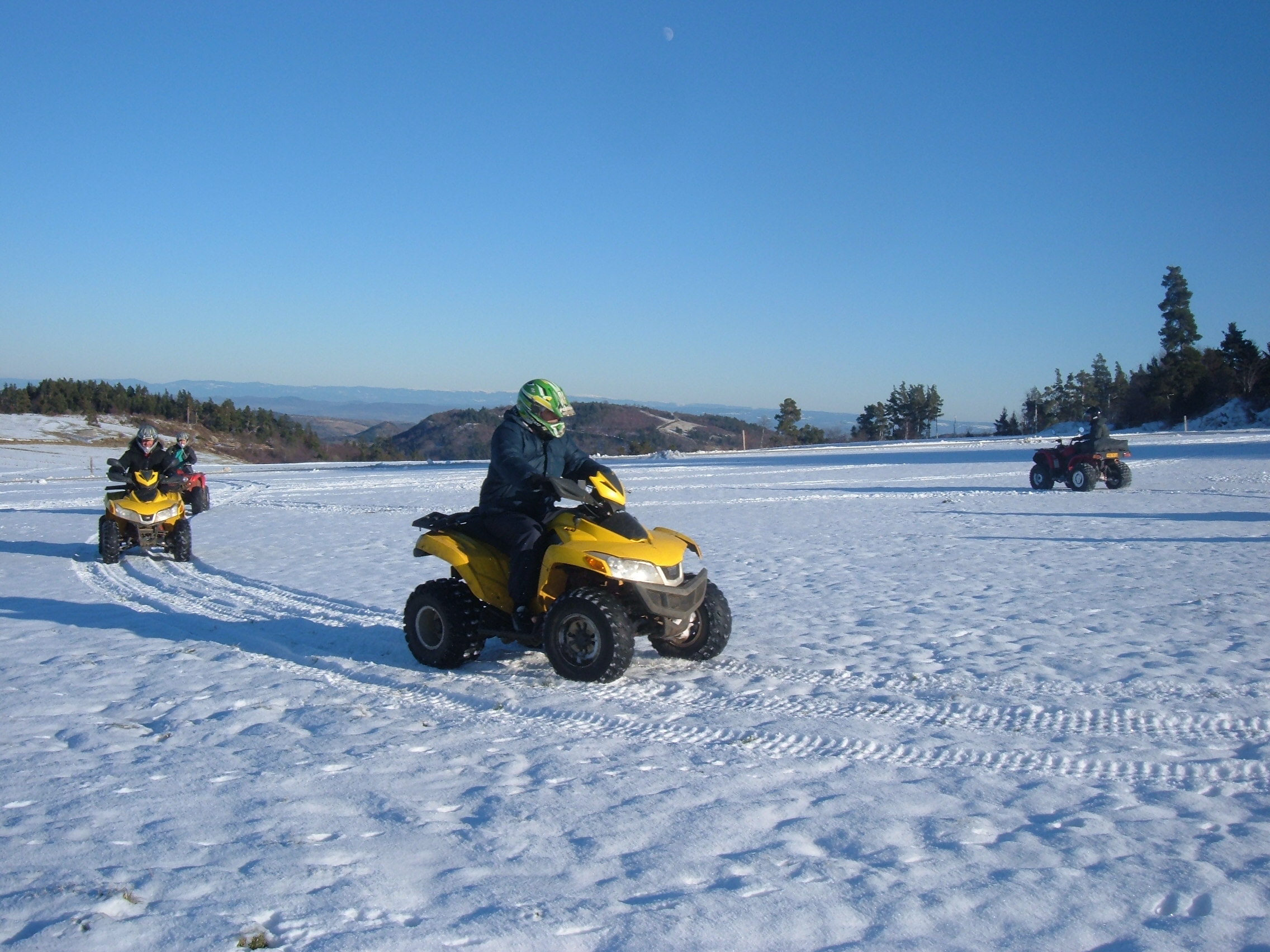 quad sur neige